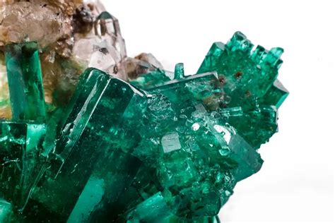 emerald hardness test|how to identify raw emerald.